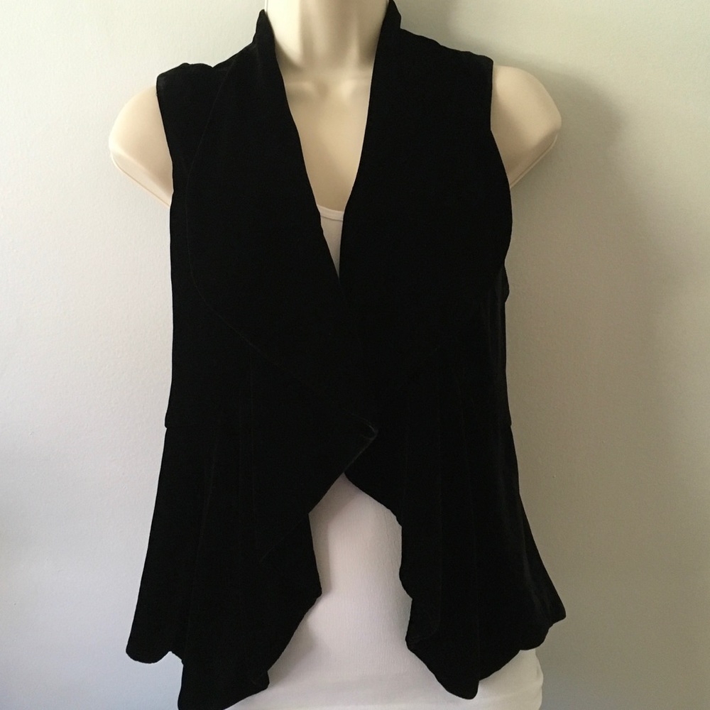 Theory black velvet peplum vest,size P